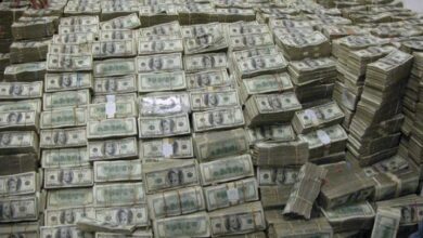 العراق يحوّل نحو ربع مليار دولار الى الخارج 2 1644321909337