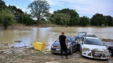 33A936BB 8A1F 4D9E 83B6 001A7CA5C158