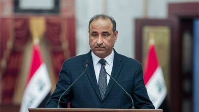 A4BA7BD7 CD53 491C 8530 2F9D92263178