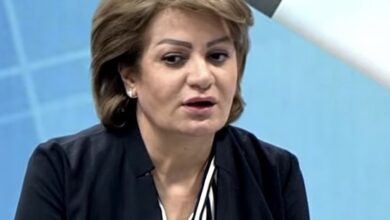 8FA502B9 F7D4 4FDC 99AB ADF5B884D7CE