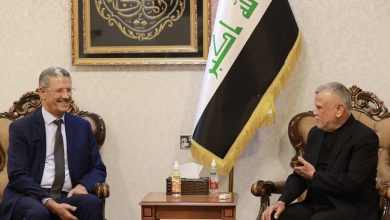 A0ABDBE8 EB75 45A6 9E83 07F45C8148A3