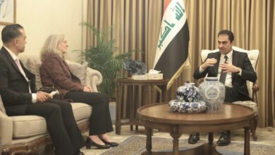 E9B84BFC 5897 4B16 939F B89E1F82CD8F