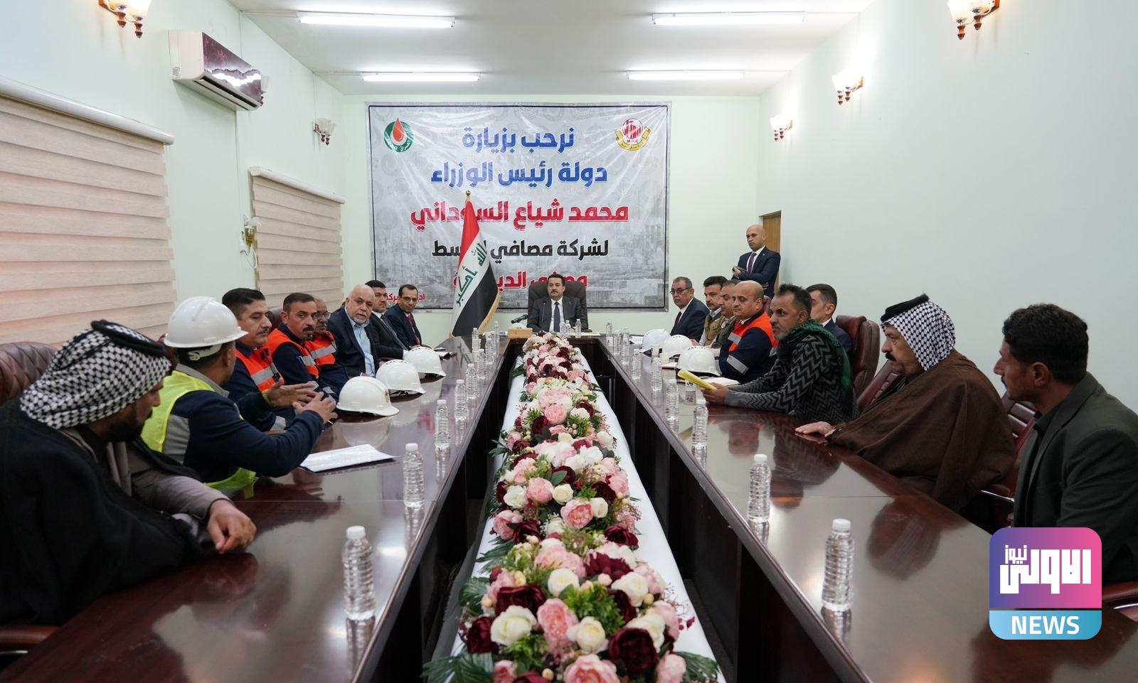 السوداني يلتقي ممثلين عن المتظاهرين في ناحية الشنافية 1 IMG ٢٠٢٢١١١٩ ١٣٣٧٣٨