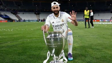 متفوقاً على محمد صلاح.. بنزيما يفوز بجائزة أفضل لاعب في العالم من جلوب سوكر 6 large 6 1