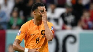 جاكبو يدخل تاريخ هولندا