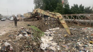 الجهد الخدمي يعالج انسداد في شبكة مياه الصرف الصحي تربط 5 مناطق 6 58E827CE 67B0 4DF7 8E78 E0F05A9EBE27