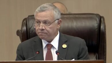 E6C36501 59DB 4D44 B485 D4AEF5A4979A