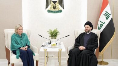 FB81017B B59B 44C2 BC8F B64124575297