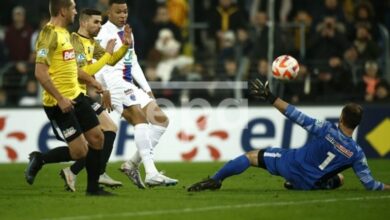 بهدية مفاجئة.. مبابي يخفف أحزان "ضحيته التاريخية" 3 100 105838 mbappe tshirt vicitim psg 2