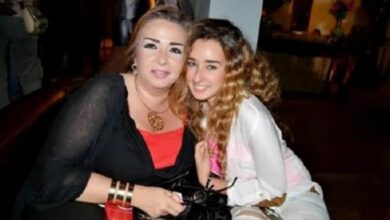 135 142249 girls hana alzahid mother chair 700x400