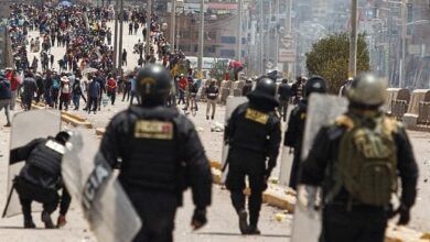 آلاف المتظاهرين يتوجهون إلى ليما رغم إعلان حال الطوارئ 6 1873671D A007 490A AC92 B4E1DC002610