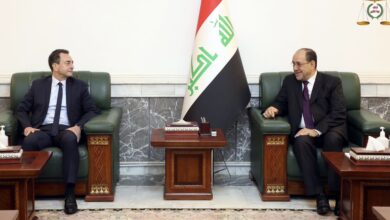 42768201 6D5D 4FFF B4AB 7EA08BBE1D6D