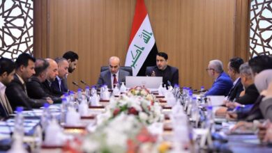 AE60DF00 6552 472B 8D9D 2E566F878A49