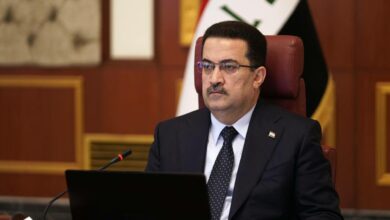 رئيس الوزراء: الاصلاح أصبح استحقاقاً وماضون بمكافحة جائحة الفساد واسترداد الأموال 3 E25186B0 8D20 41F0 92CE 5044F1E81F49