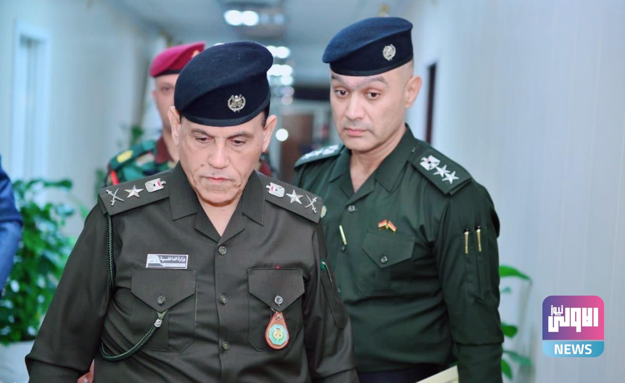 وكيل شؤون الشرطة يوجه دوريات النجدة بالتجوال داخل الازقة والشوارع الفرعية 1 IMG ٢٠٢٣٠٢٠٥ ١١٥٦٠٤