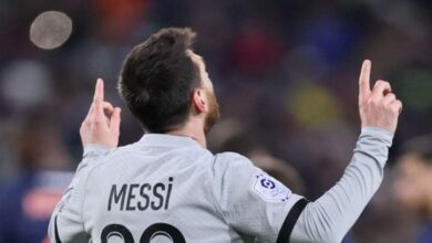 ميسي يكسر انجاز رونالدو التاريخي