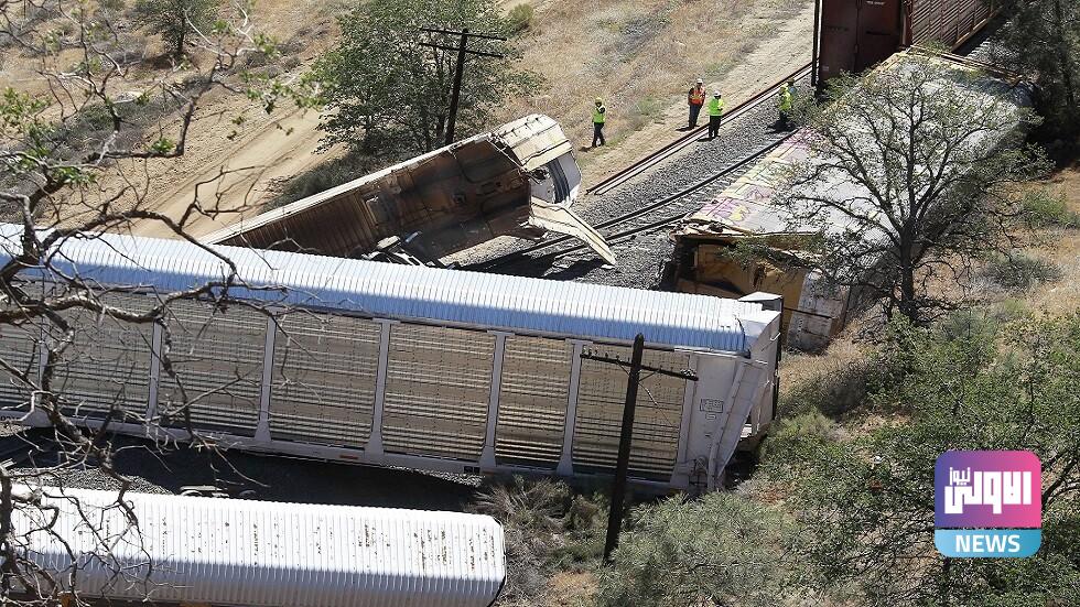 قطار جديد يخرج عن مساره في الولايات المتحدة الأمريكية 1 64226ee04236041daa15d01f