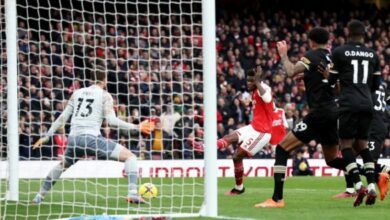 أرسنال يظفر بانتصار مثير أمام بورنموث 1