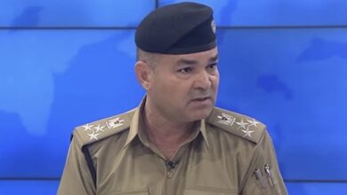 EED7FF78 6B78 4B0B AD21 2F551BF39DB9