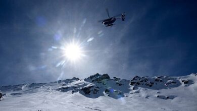 ثلاثة قتلى جراء انهيار جليدي في إيطاليا 5 IMG ٢٠٢٣٠٤١٤ ١٥٥٢٤٢