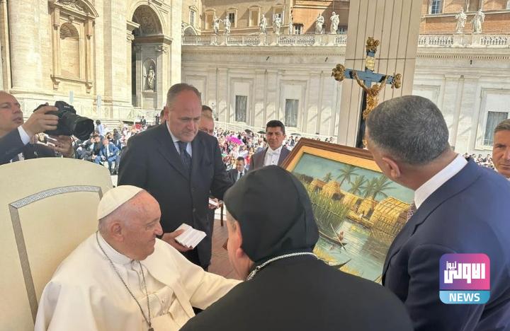 محافظ البصرة يهدي لوحة فنية تمثل أهوار العراق إلى قداسة البابا 1 Screenshot 2023 05 24 13 17 28 22 40deb401b9ffe8e1df2f1cc5ba480b12