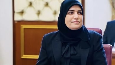 1BB7CEAF 531C 4740 AE0B 5965F52C146A