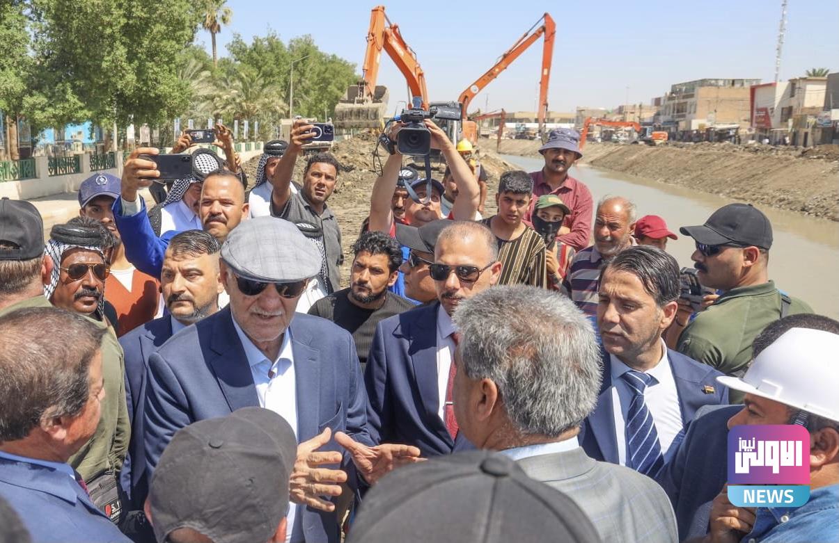 وزير الموارد يكشف عن مشروع يخدم 65 ألف دونم في الديوانية 1 4BC262B3 E48A 4CA9 9588 632F50AED8F1
