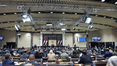 بدء توافد النواب الى قاعة البرلمان تمهيدا لعقد الجلسة 6 IMG 4654