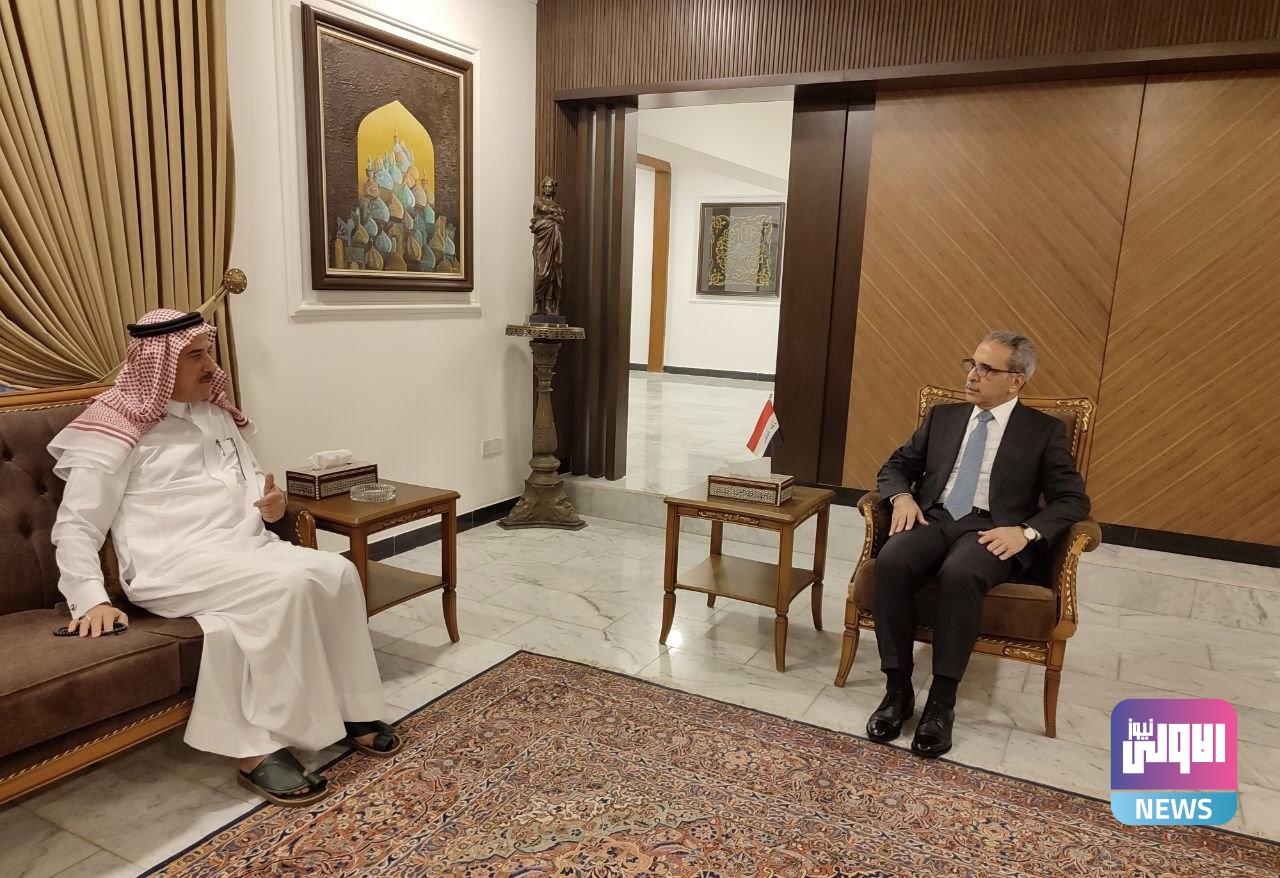 رئيسا مجلس القضاء والوقف السني يبحثان الإجراءات القانونية بالدعاوى المعروضة على المحاكم الخاصة 1 IMG 7351