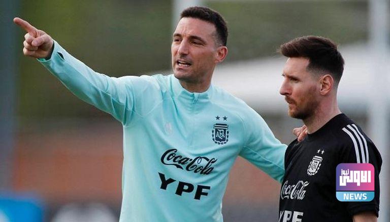 قبل موقعة باراغواي.. مدرب الأرجنتين يثير الغموض حول ميسي 1 100 222717 scaloni messi argentina