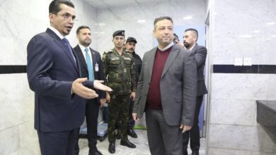 وزير النقل يوجه بإطلاق خطط خدمية محددة بأطر زمنية في المطارات 3 IMG 8935